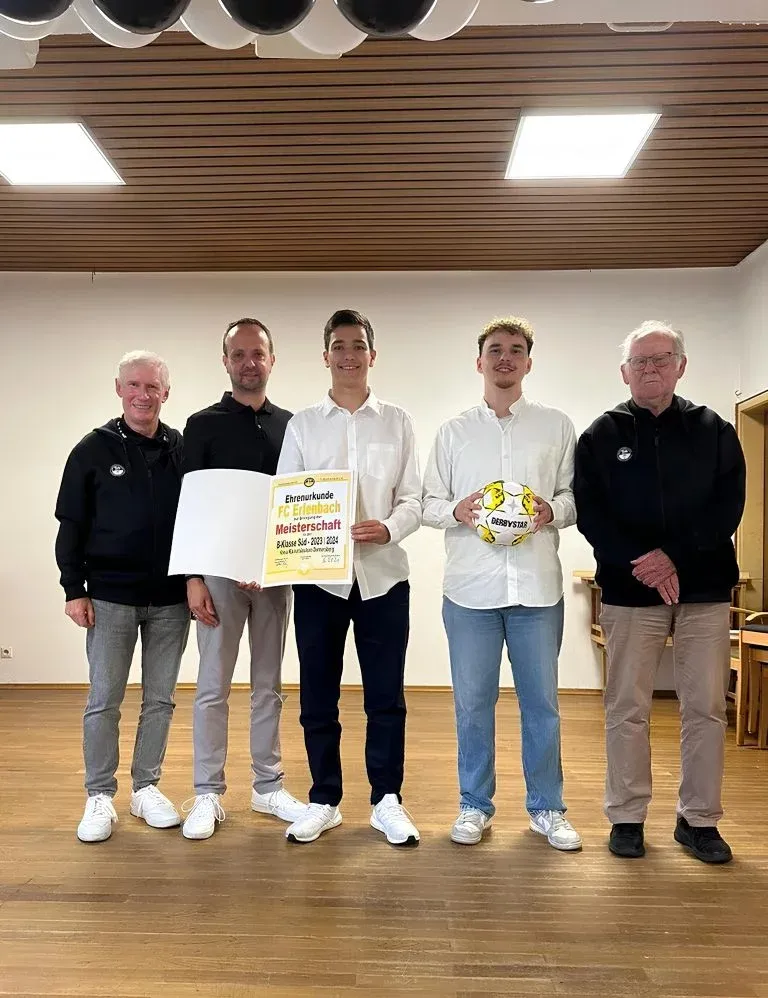 FC Erlenbach Meister auf dem Foto