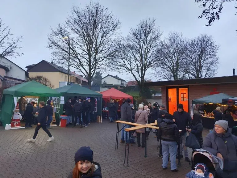 Weihnachtsmarkt 2023 - FC Erlenbach Überblick